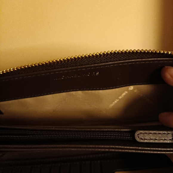 Michael Kors Brown and White Wallet,Authentic - Picture 5 of 10
